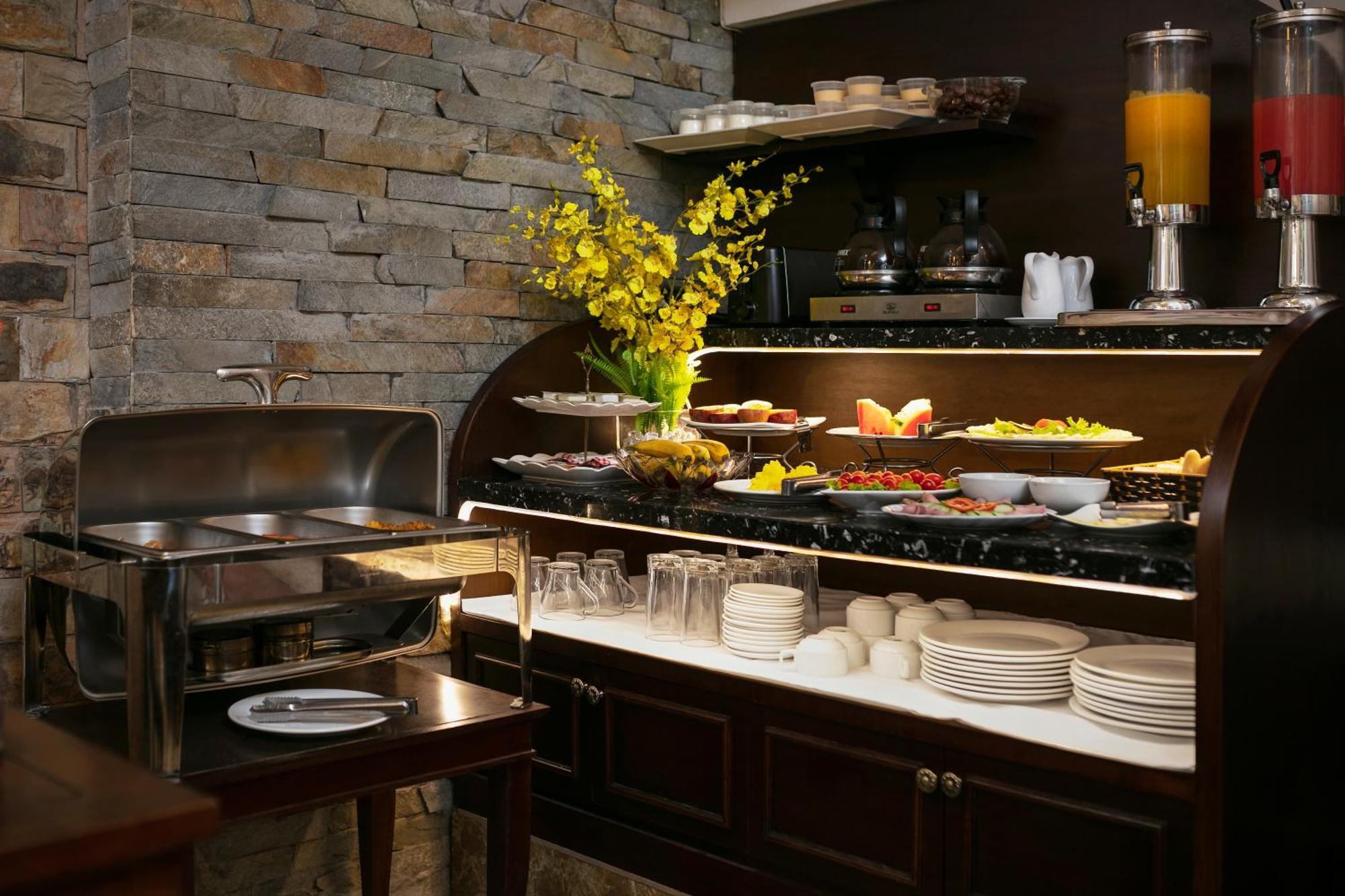 Victory Legend Hotel & Spa Ханой Екстериор снимка